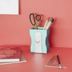 Pot à Crayons En Plastique Taille-crayon Turquoise - Balvi -Domicile Art Magasin 79857 xl